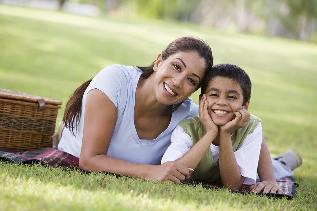 Cita con mujeres con hijos